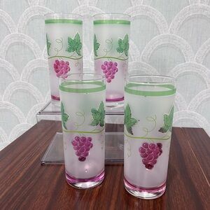 Set of (4) VTG 50’s-60’s Libbey Frosted “Grapevine” Glasses 🍇